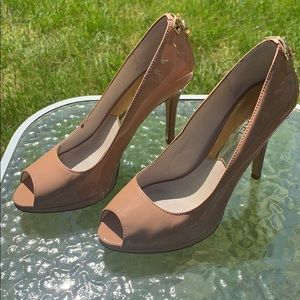 Michael Kors nude open toe pumps